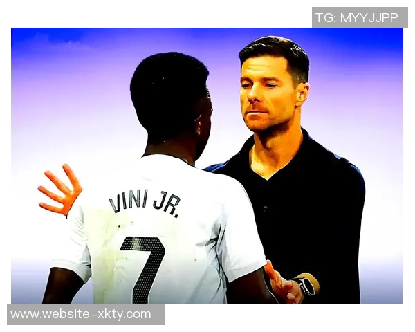 阿隆索感受到全体球员支持与团结共同面对挑战