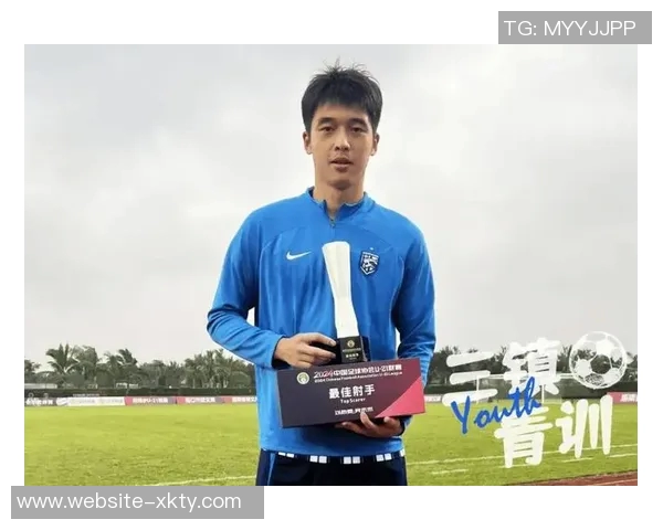 前武汉三镇主帅里卡多罗德里格斯荣获J1联赛最佳教练殊荣