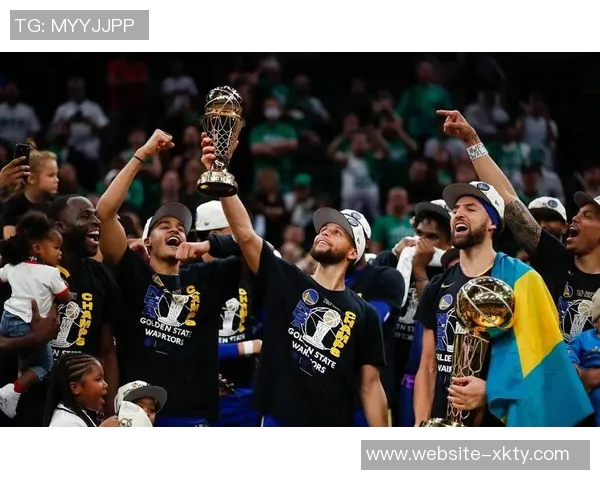 小佩顿赞霍福德攻防兼备速度惊人是球队重要补充