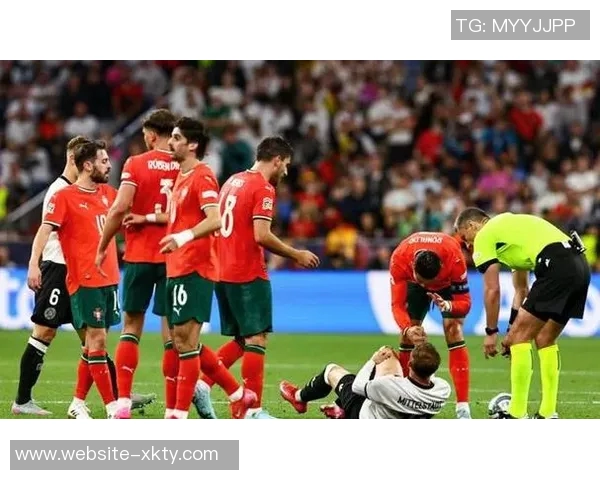 今晚抽签！欧联杯16强：维拉罗马贝蒂斯在列，五大联赛各2队